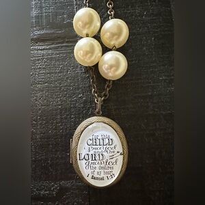 1 Samuel Locket Necklace